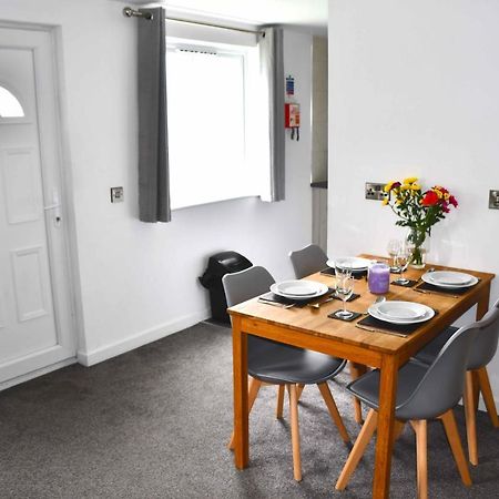 Ilfracombe Apartments Экстерьер фото